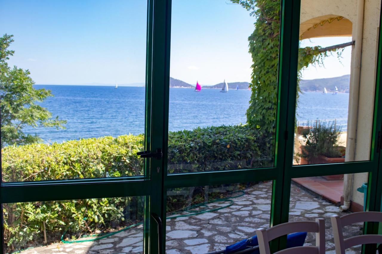 Villa Le Sprizze A Bordo Del Mare - Goelba Marciana Marina  Extérieur photo