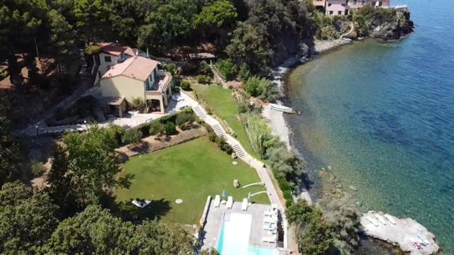 Villa Le Sprizze A Bordo Del Mare - Goelba Marciana Marina  Extérieur photo