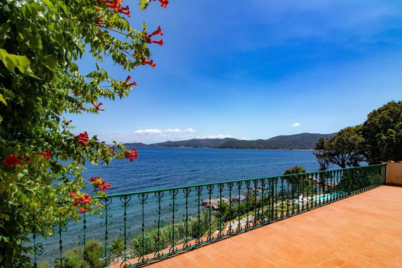 Villa Le Sprizze A Bordo Del Mare - Goelba Marciana Marina  Extérieur photo