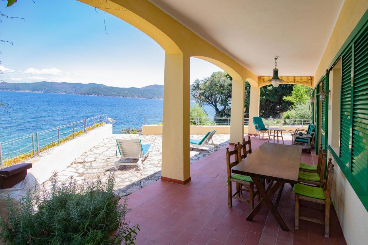 Villa Le Sprizze A Bordo Del Mare - Goelba Marciana Marina  Extérieur photo