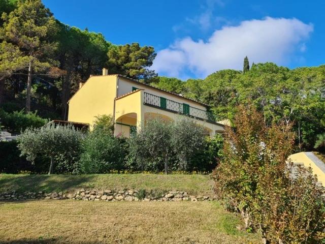 Villa Le Sprizze A Bordo Del Mare - Goelba Marciana Marina  Extérieur photo