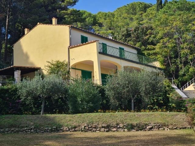 Villa Le Sprizze A Bordo Del Mare - Goelba Marciana Marina  Extérieur photo