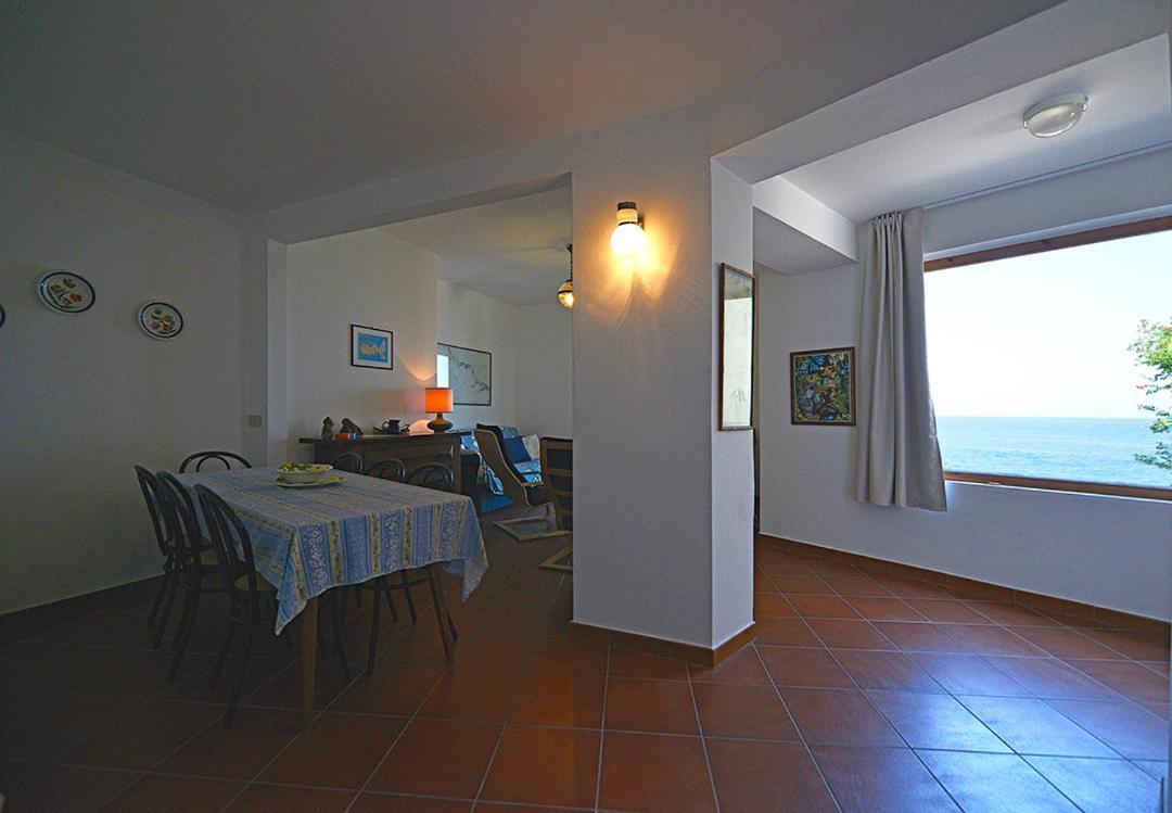 Villa Le Sprizze A Bordo Del Mare - Goelba Marciana Marina  Extérieur photo