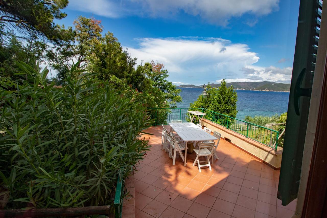 Villa Le Sprizze A Bordo Del Mare - Goelba Marciana Marina  Extérieur photo