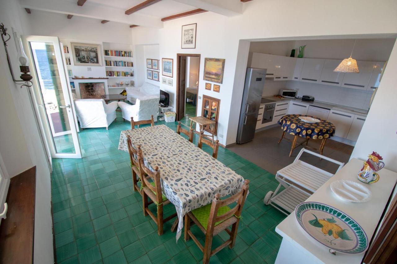 Villa Le Sprizze A Bordo Del Mare - Goelba Marciana Marina  Extérieur photo